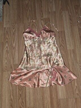 Vintage Victoria Secret Lace Floral Baby Doll Mini Nightgown